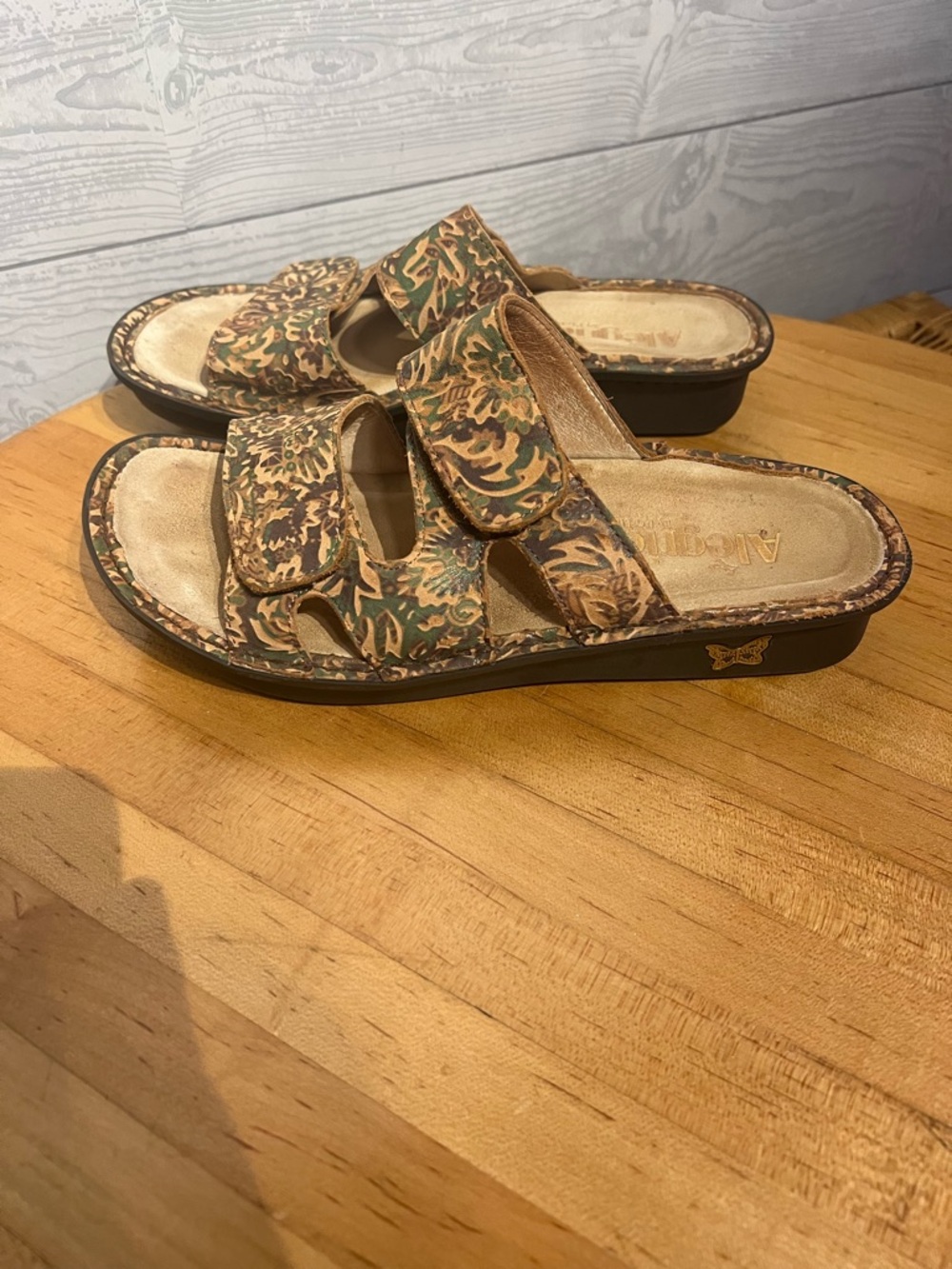 Alegria Floral Pattern Velcro Straps Slide Sandals - Multicolor - Picture 4 of 4